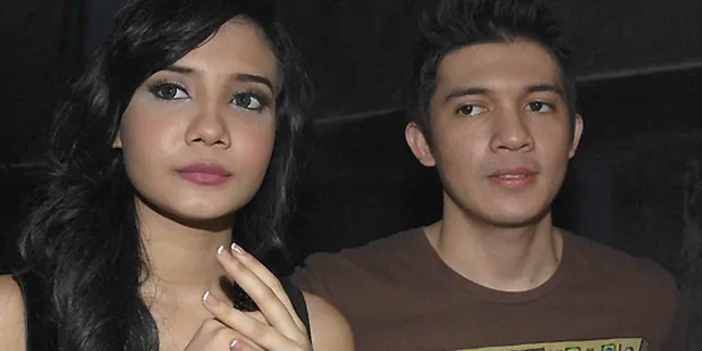 Irwansyah - Zaskia Sungkar, Tinggal Tunggu Ridho Allah