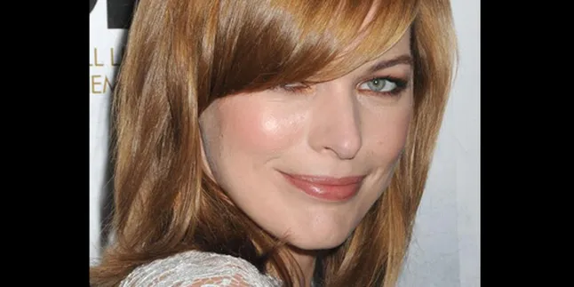 Milla Jovovich Berencana Luncurkan Otobiografi?