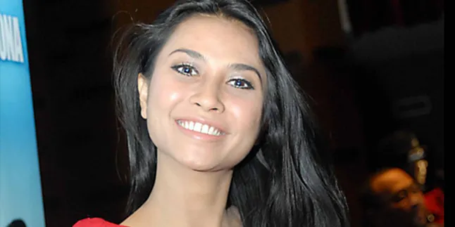 Terjuni Musik, Uli Auliani Bantah Hanya Modal Tampang