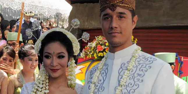 Soal Menikah di Australia, Jadi Rahasia Happy Salma