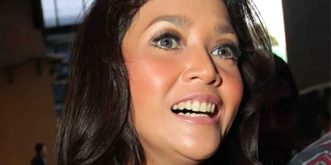 Maia Tolak Komentar Soal Kehamilan Mulan Maia Tolak Komentar Soal Kehamilan Mulan