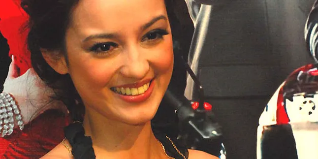 Main Drama Komedi, Julie Estelle Tak Ingin Ubah Imej