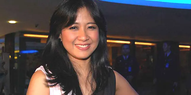 Astrid: Nggak Usahlah Demo Ariel