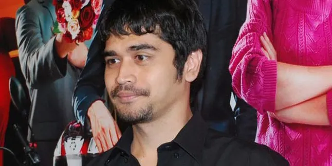 Rizky Hanggono 'Ditampar' Julie Estelle