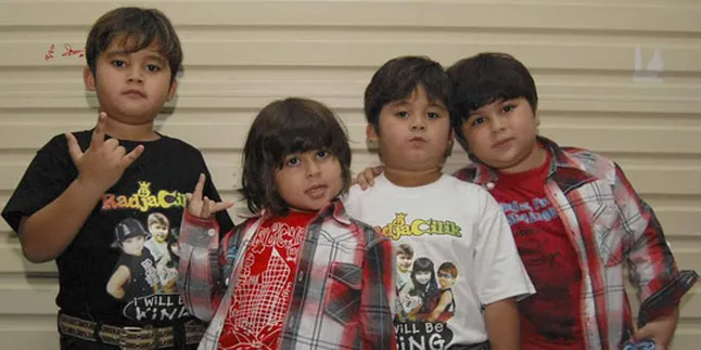 Moldy Jadi 'Microphone Jalan' Bagi Radja Cilik