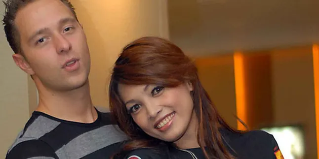 Shierly Rushworth Pacari Bule Belanda