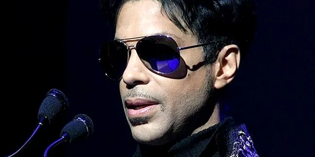 Prince Bakal Tampil di Glastonbury Festival 2011