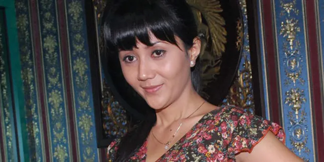 Aida Saskia Jalani Operasi Keperawanan?