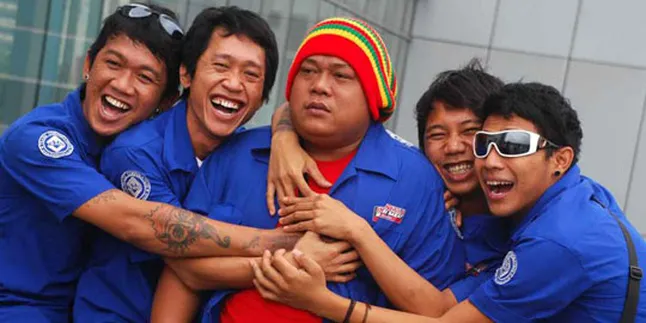 Warga dan Pengamen Bangga Klantink Menang IMB