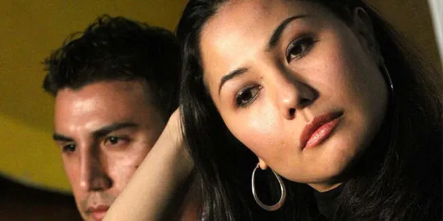 Emma Waroka Bantah Rencanakan Pengeroyokan