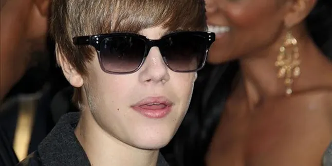 Selebriti Hollywood Turut Berdoa Untuk Indonesia