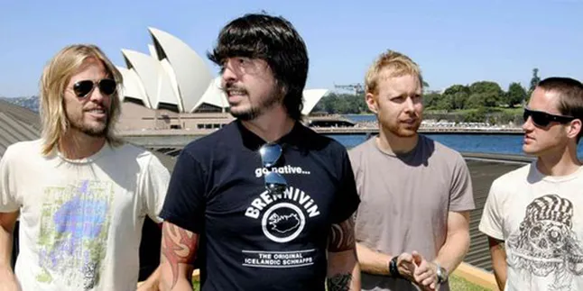 Foo Fighters Berkolaborasi Dengan Krist Novoselic