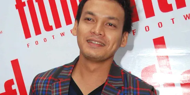 Ben Joshua Kurangi Ketergantungan Pada Istri