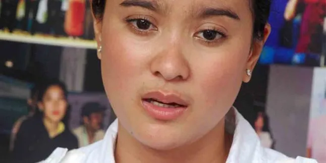 Marcella Zalianty, Monolog Untuk Pemuda