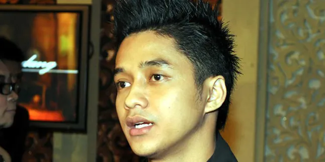 Adly Fairuz Cari Jodoh Berprofesi Dokter