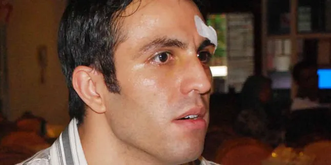 Alex Tegaskan Tak Pernah Cemburu Pada Emma Waroka