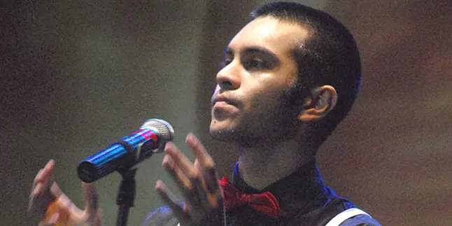 Tangga Ajak Penonton Berdoa di Sela Penampilannya