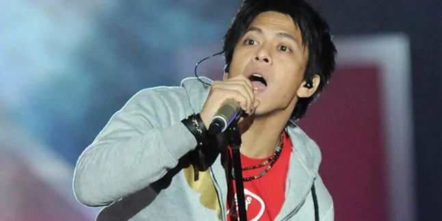 Launching Album Peterpan Menanti Kasus Ariel