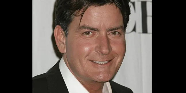 Charlie Sheen Akan Mati Minggu Ini