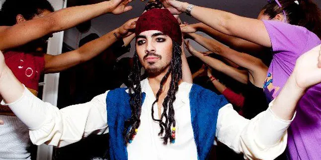 Joe Jonas Gantikan Johnny Depp Sebagai Jack Sparrow?