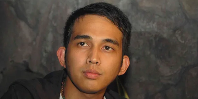 Naga 'Lyla' Kasihan Kekasihnya Menunggu di Backstage