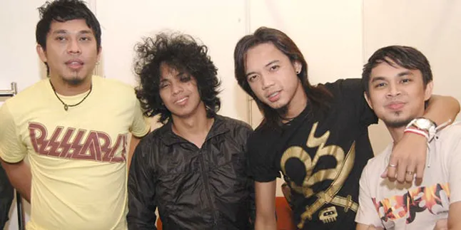 Zigaz: Indonesia Sedang Menangis