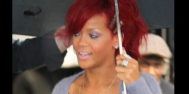 Rihanna Ketagihan Duet Bareng Eminem