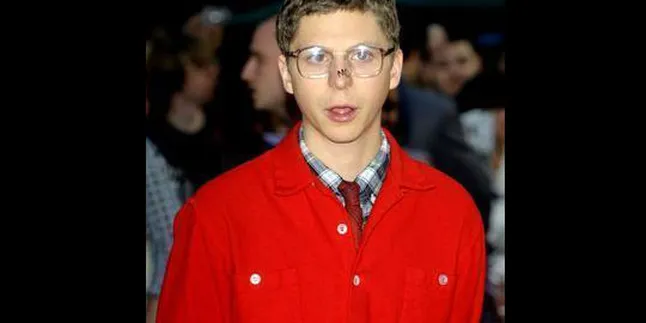 Michael Cera Jadi Rapper?