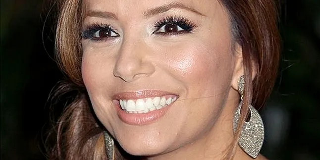 Eva Longoria Jadi Bintang Iklan Nuvo Cocktail