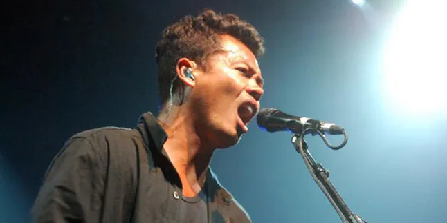 Temper Trap Sukses Hibur Jakarta