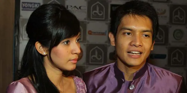 Dimas - Dhini Kompak di Pernikahan Okan Cornelius