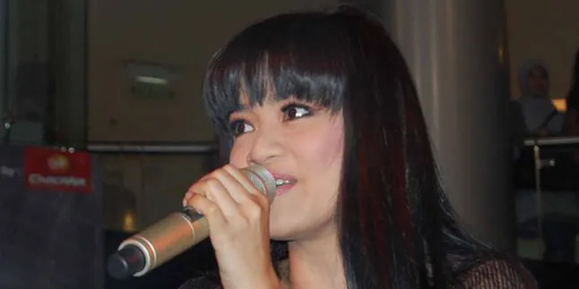 Promo Single, Titi Kamal Sumbang Kompor Gas dan TV