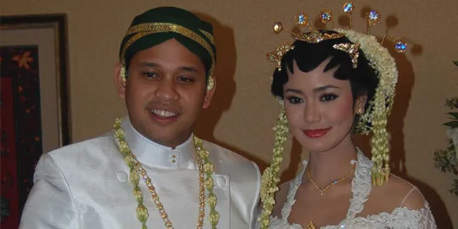 Satrio Alexa Tunda Bulan Madu