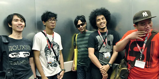 The Brandals Pertama Kali Pakai Produser