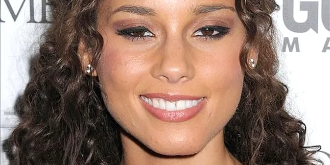 Alicia Keys, Timberlake, Lady GaGa, Berhenti Pakai Twitter!