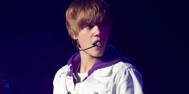 Justin Bieber 'Teman Tidur' Simon Cowell