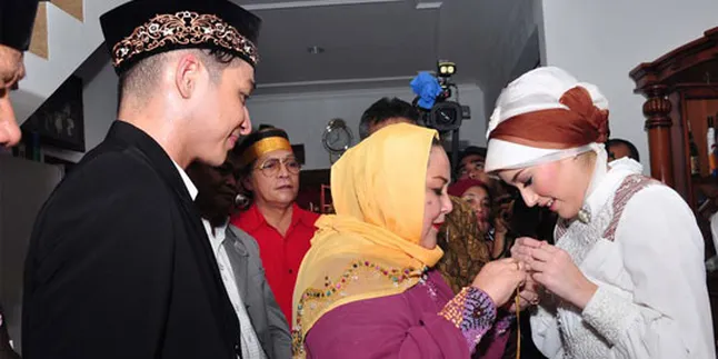 Pasha: Nggak Pakai Kalung Juga Selalu Ada di Hati