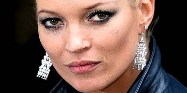 Kate Moss Kecanduan Parfum