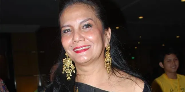 Christine Hakim Raih Penghargaan di Australia