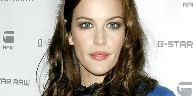 Liv Tyler Lebih Cantik Tanpa Make-Up