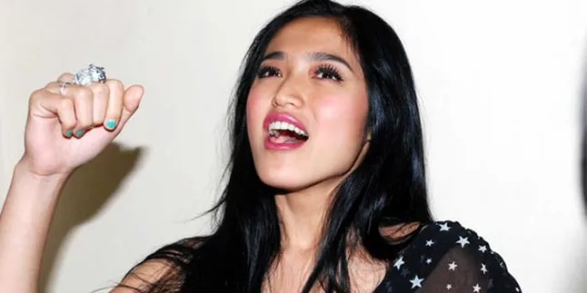 Jessica Iskandar: 'Chris John' Kamu Pasti Bisa!