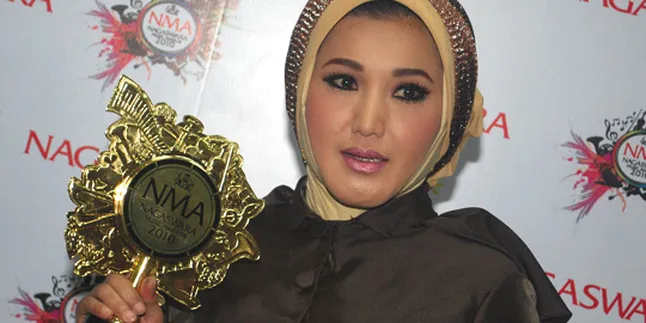 Evie Tamala Kaget Kalahkan D Duta di NMA 2010