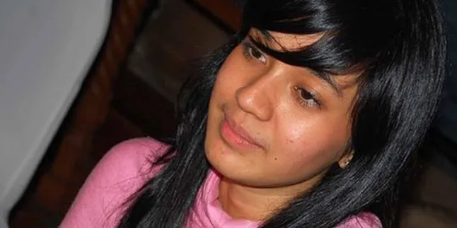 Ayah Dhini Aminarti Ditemukan Meninggal di Mobil