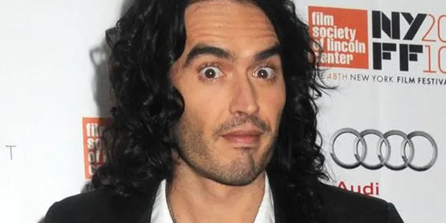Russell Brand Tiduri 9 Wanita Dalam Satu Malam