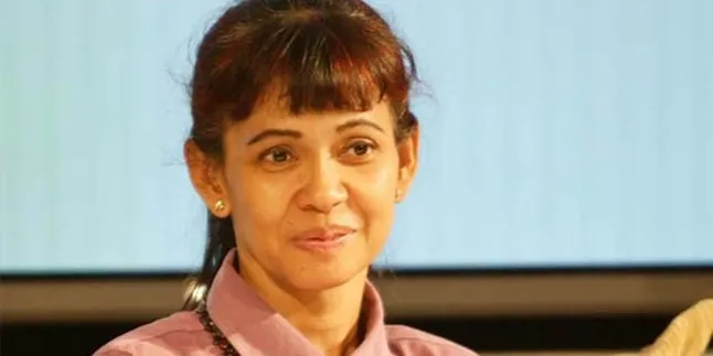 Tika Bisono: Ibu - Bapak Tiri Jahat Hanya Mitos