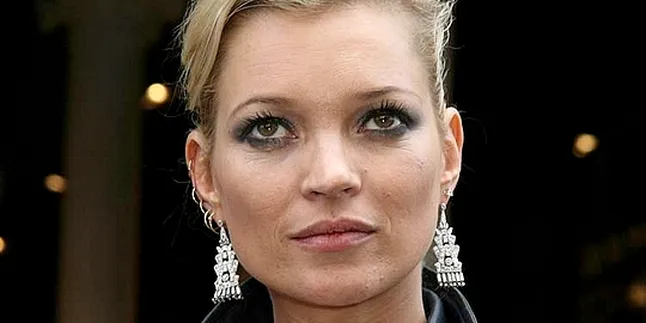 Kate Moss Bingung Cari Tempat Berlibur