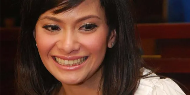 Tahun Baru, Ersa Mayori Rencanakan Liburan ke Singapura Tahun Baru, Ersa Mayori Rencanakan Liburan ke Singapura