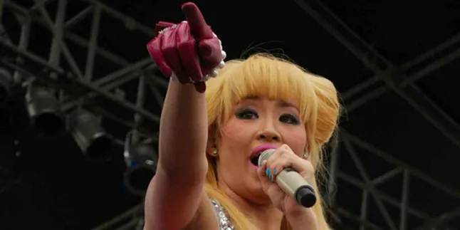 1000 Band United Hari Pertama Sepi