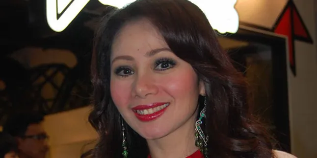 Femmy Permatasari Bagi Resep Diet dan Bugar