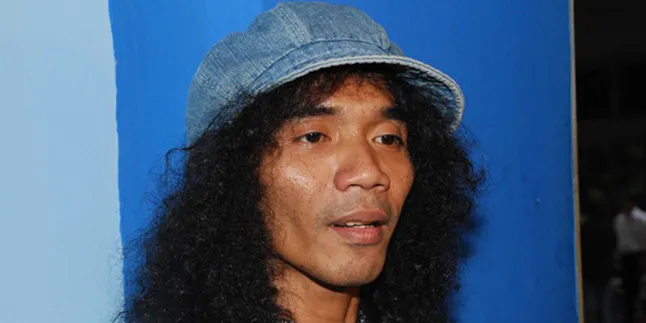 Takut Konsetrasi Buyar, Kaka Slank Tak Ajak Anak